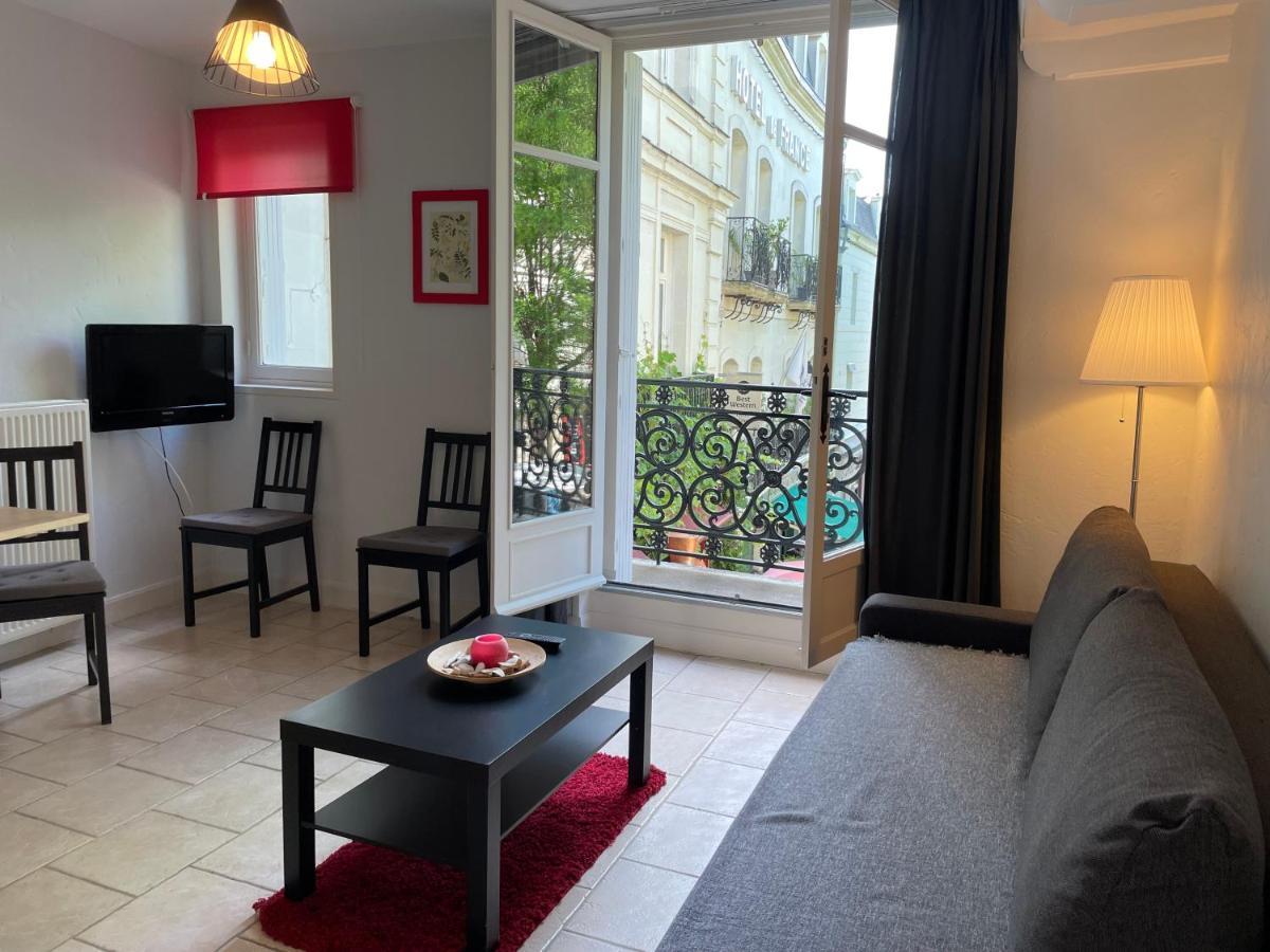 Appartement Coeur De Ville Chinon Exterior foto